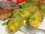 Картофель с Сальса-верде на гарнир