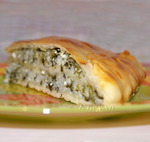 Пирог (пита) с щавелем, рисом и фетой