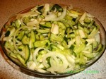 Салат из огурцов (очень простой вариант)