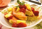 Оладьи ( Пан-кейк) с клубникой и ананасом.