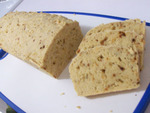Кукурузный хлеб с луком, чесноком и сыром