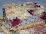 Вишнёво-маковый  пирог с творогом и посыпкой 
