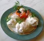 Яйца-пашот на завтрак любимому мужу (вариант украшательства)