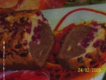 Двухцветный кекс с вишней и грецким орехом