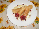 Дрожжевые блинчики с яблочно- клюквенной начинкой