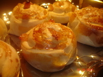 Сдобные булочки с изюмом